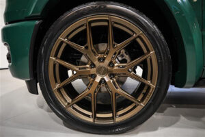 24′ VOSSEN HF64 BRONZE I TOYO PROXIES ST3 I 305/35R24 I TPMS