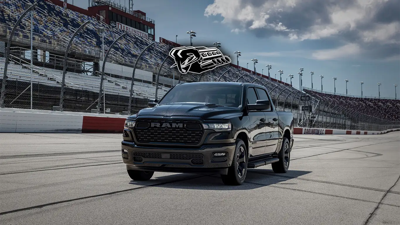 ram hemi v8 on race track